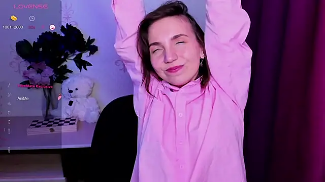 KindHazelHere_ webcam