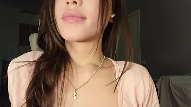 Ella_lee15's live cam