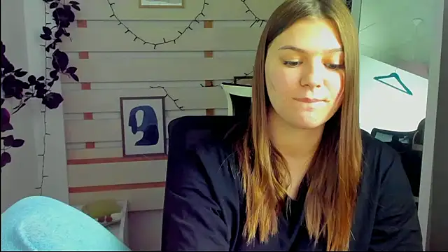 Josephine_Kiss webcam