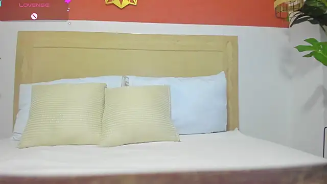 lili_cardenas_ webcam