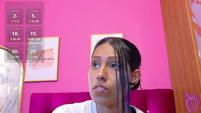 yourcuteneighbourr webcam