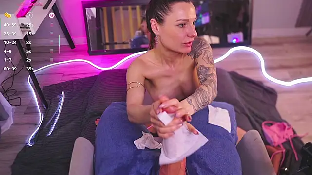 AudreyBrooks_ webcam