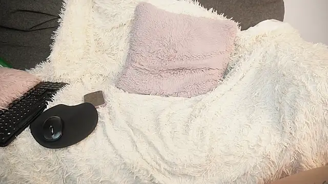 MissNaughtyClass webcam