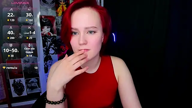 Ellie_Heavenly webcam