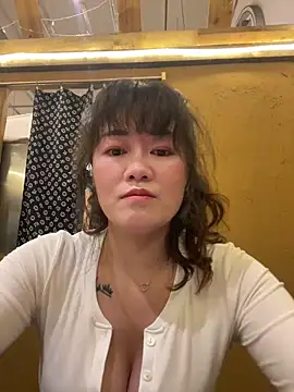 Molly-xiao webcam