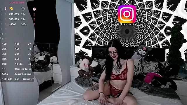 Lilithcaine webcam