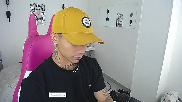 Leonard_Price webcam