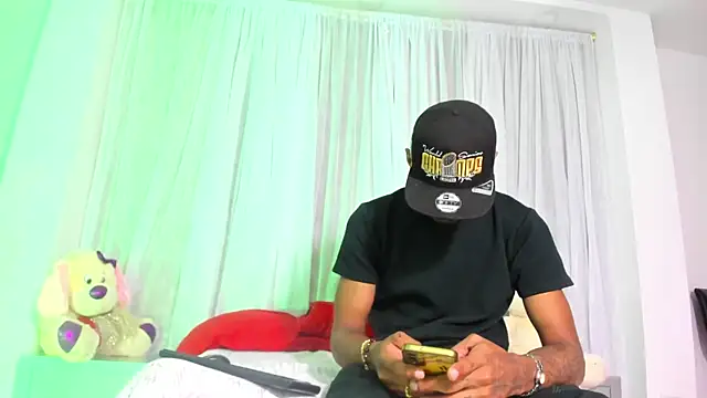 Rpoolrboy live sex cam