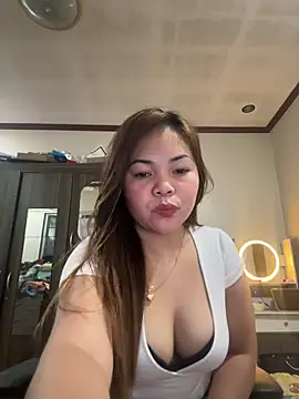 sexxyladyy - Sexxyladyy's free webcam - UK Sex Cams