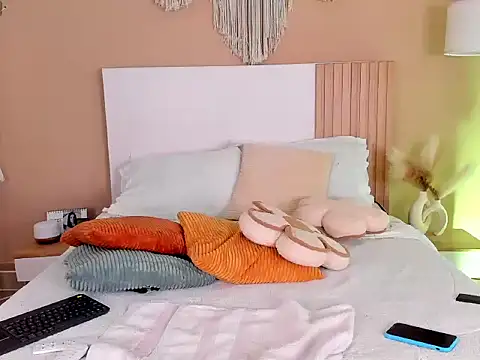 nicolle_duke - Nicolle_Duke's free webcam - UK Sex Cams