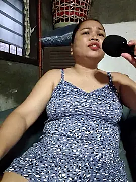 Sweetlorie_83 webcam