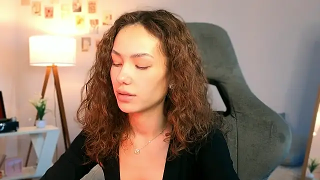 nexorine - Nexorine's free webcam - UK Sex Cams