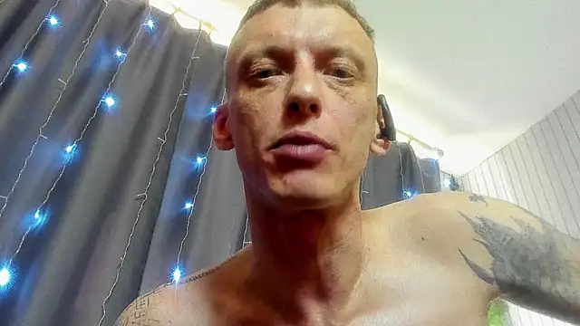 james2inked - James2Inked's free webcam - UK Sex Cams