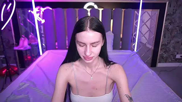 snow_whiteeex - Snow_WhiteeeX's free webcam - UK Sex Cams