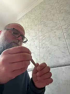 noitelivre (M mature) - Show cock