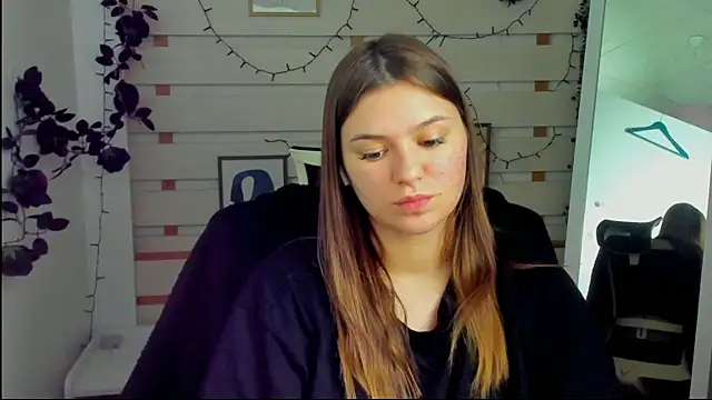 Josephine_Kiss webcam