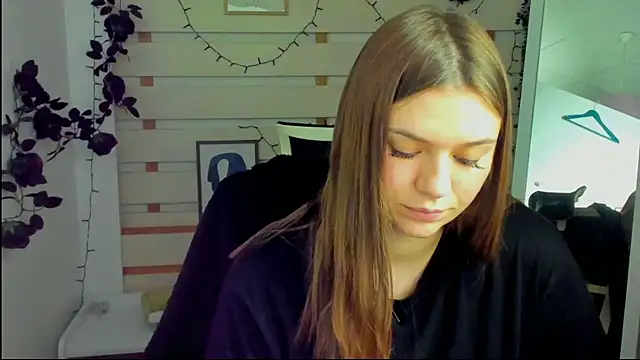 Josephine_Kiss webcam