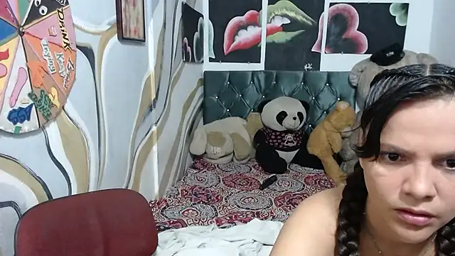 manzanahot9 (G milf) - lick pussy and squirt in mouth and drink