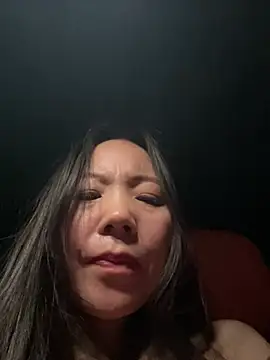 美女xinmengAZ在线直播