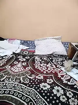 rising_queen (F milf) - Nude dance in public 👙