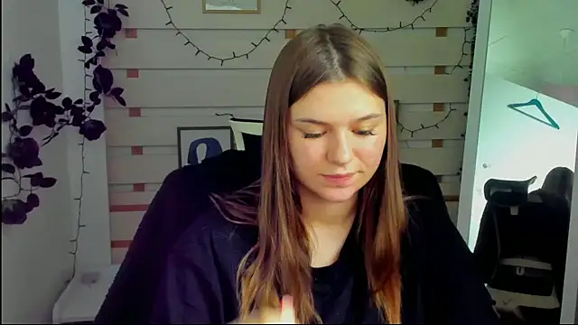 Josephine_Kiss webcam