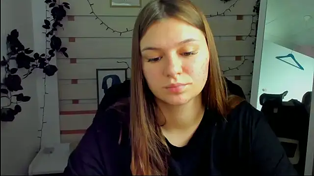 Josephine_Kiss webcam