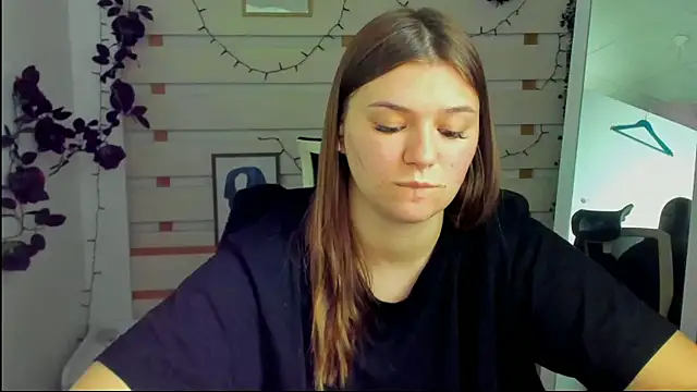 Josephine_Kiss webcam