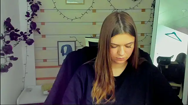 Josephine_Kiss webcam