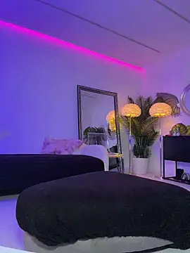 AnnastasiaJune webcam