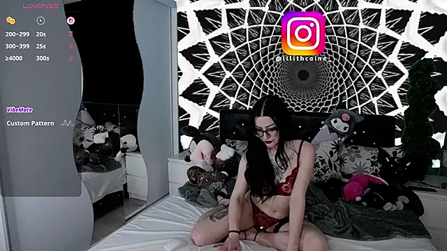 Lilithcaine webcam