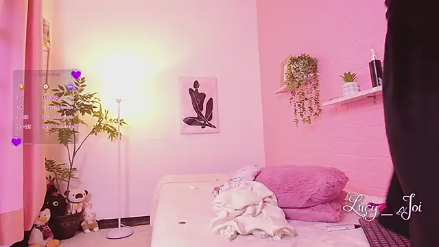 Lucyanajoi webcam