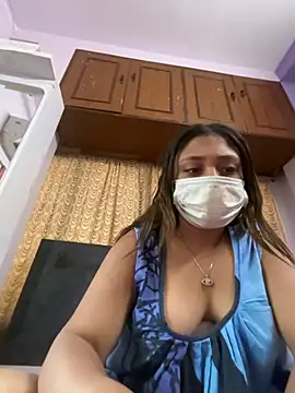 Yourhornynightmare webcam