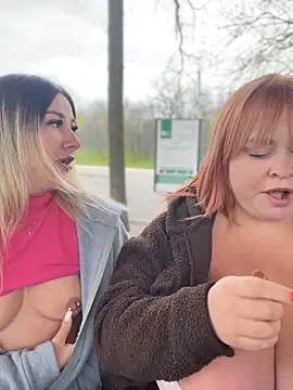 SweetCuteGirls1023 webcam