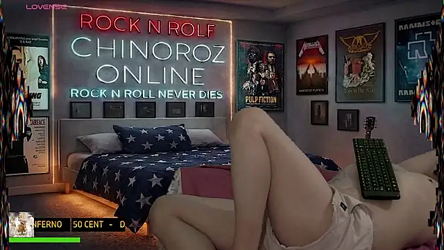 chino_roz webcam