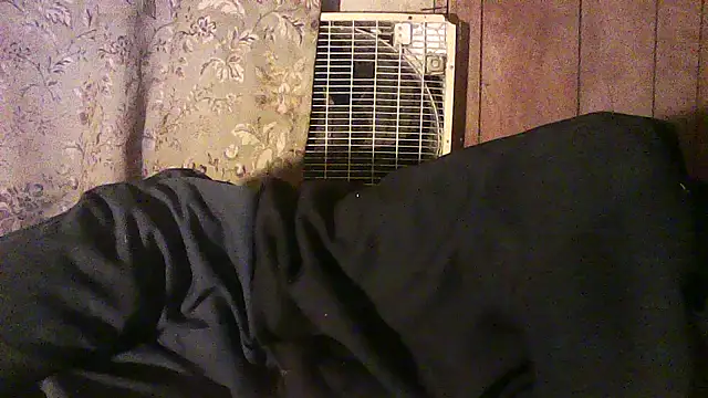 luke_thighwalker2469 webcam