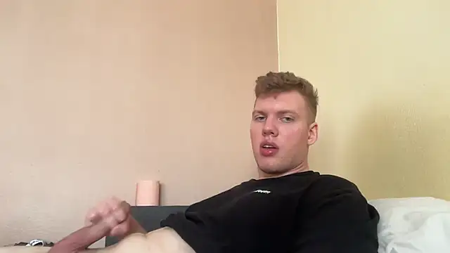 sexybooii6968 webcam