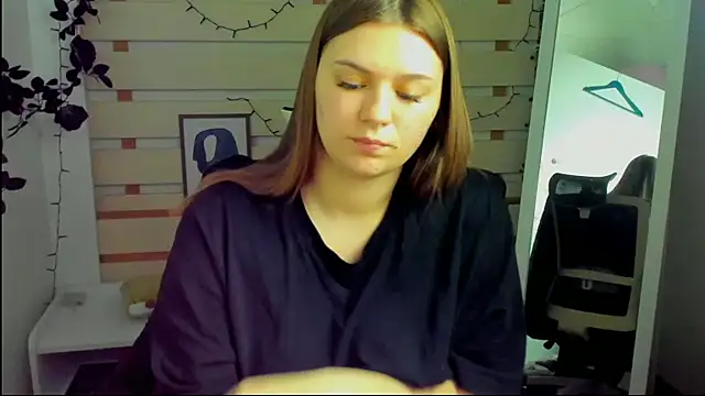 Josephine_Kiss webcam