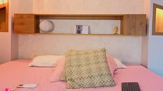 Emilly_Beaumont webcam