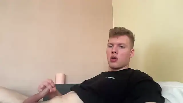 sexybooii6968 webcam