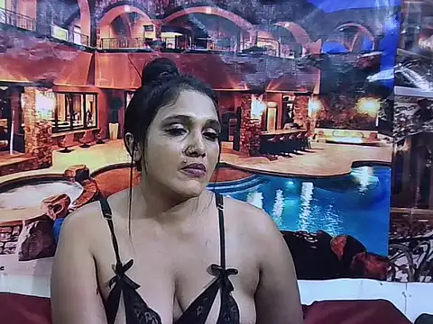 IndianSexyLady20 webcam