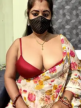 Poly_bhabi webcam
