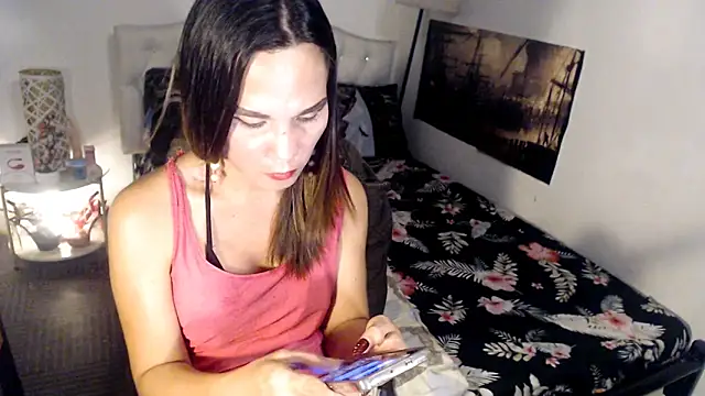 NinaDOM4CUM live sex cam