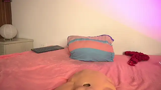 pocahotass_11 webcam