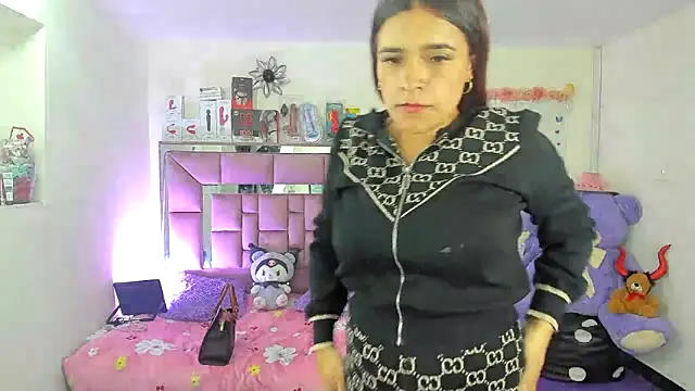 CataleyaHot_132 webcam