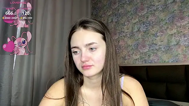 loradavi - LoraDavi's free webcam - UK Sex Cams
