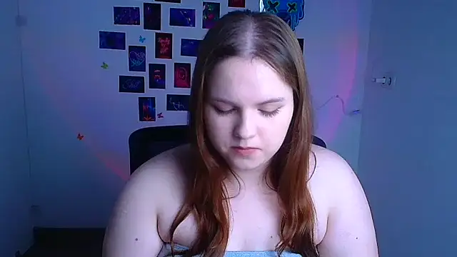 Kitty_Mia_Kitty webcam