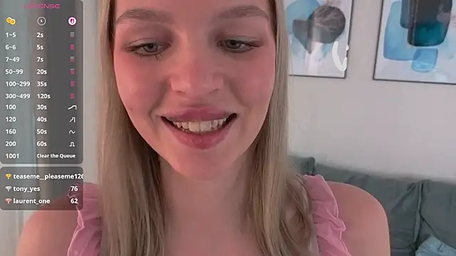 CynthiaaStone webcam