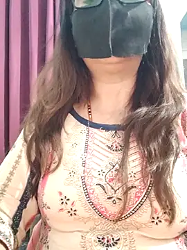 Aishwaryaa_69 webcam