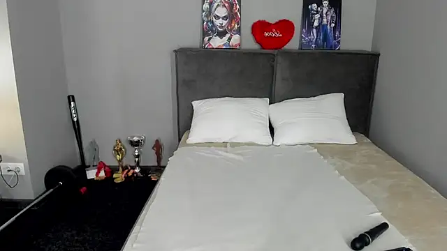 MuscleXXXBarbie webcam