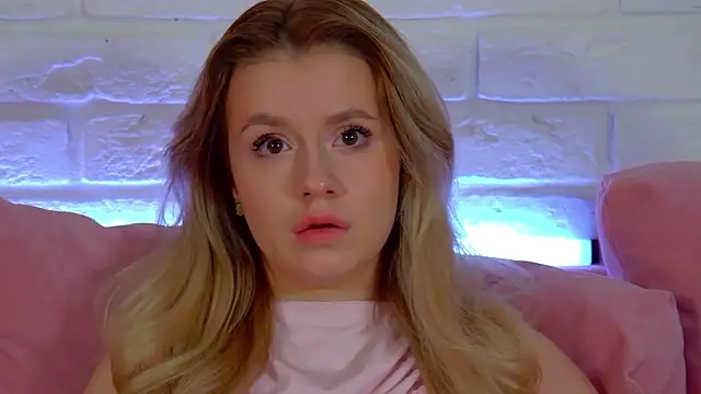 MilanaBalmain webcam